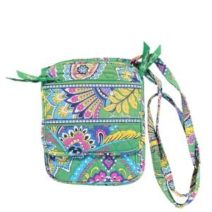 Vera‎ Bradley Emerald Paisley Foldover All in one crossbody 8x6